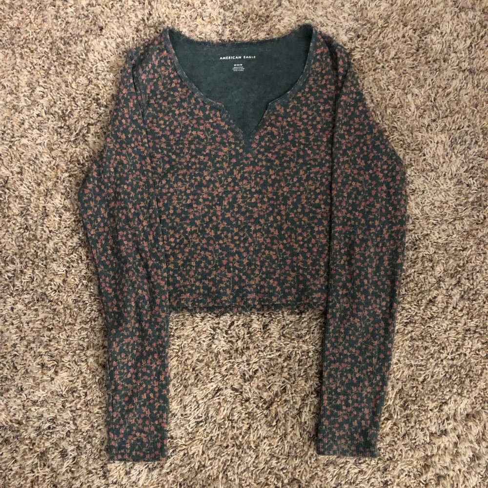 American Eagle shirt